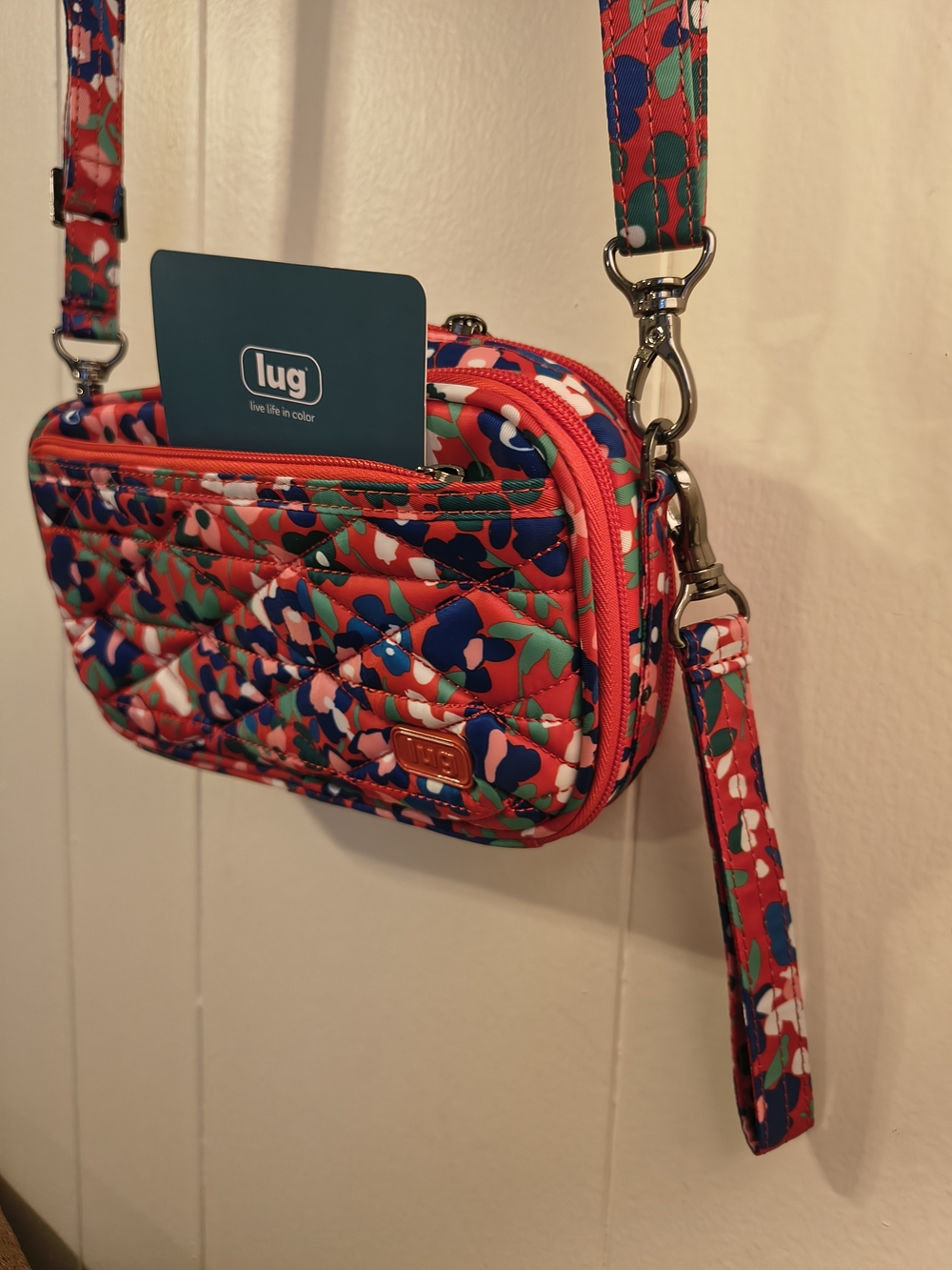 lug Roundabout XL Quilted Poppy Multicolor Crossbody Belt Bag Wristlet - Picture 4 of 5